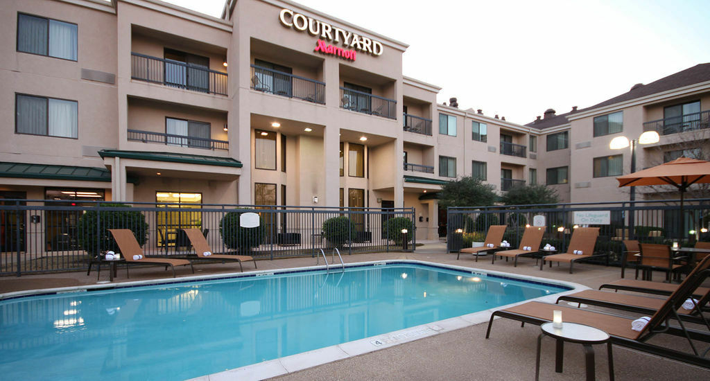 Courtyard By Marriott Dallas Lewisville Exterior photo